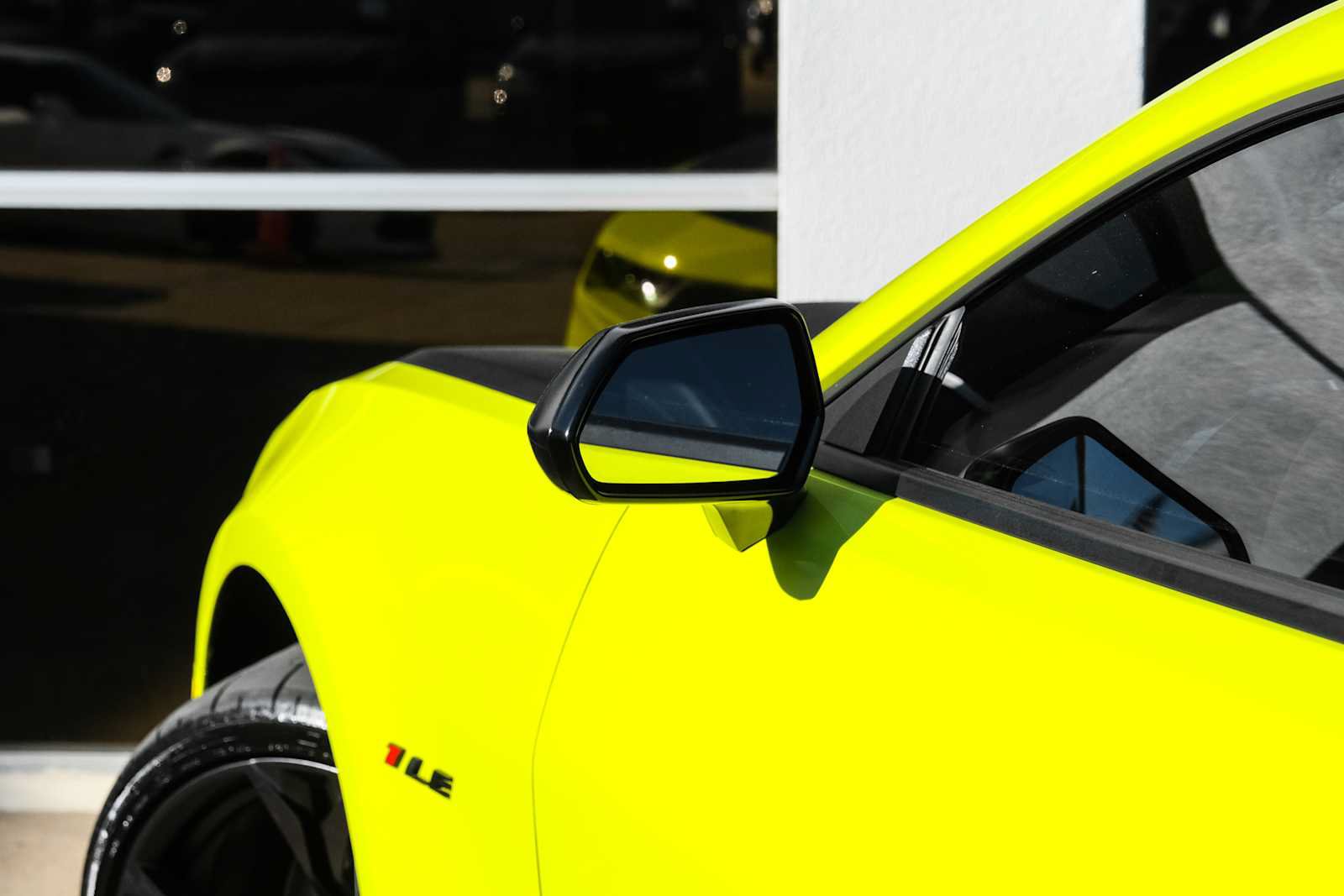 Used 2020 Chevrolet Camaro RWD image 19