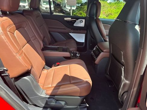 New 2026 Lincoln Aviator Reserve AWD/4WD image 16