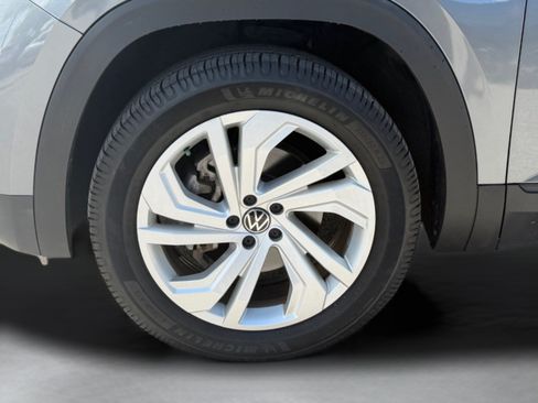 Used 2021 Volkswagen Atlas SE w/ Towing Package FWD image 25