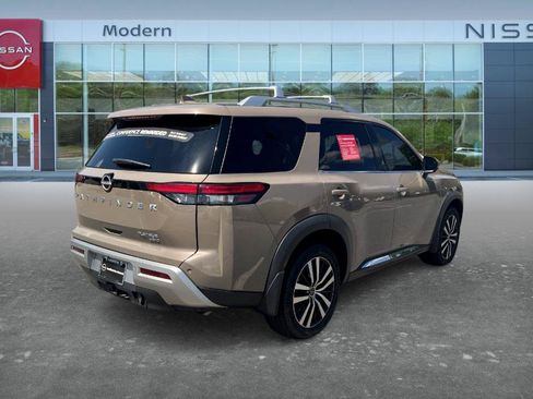Certified 2023 Nissan Pathfinder Platinum AWD/4WD image 5