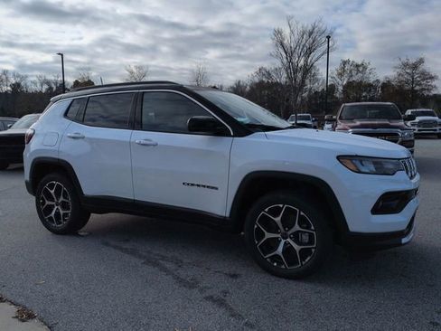 New 2026 Jeep Compass Limited image 2