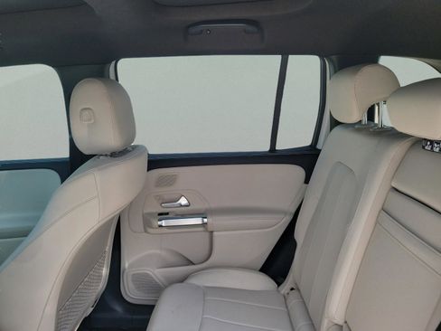 Certified 2026 Mercedes-Benz GLB 250 image 10