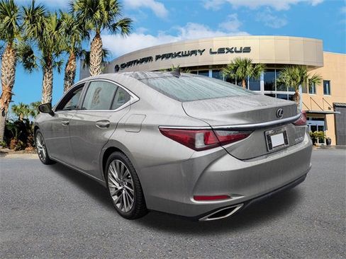 Used 2019 Lexus ES 350 Ultra Luxury image 7