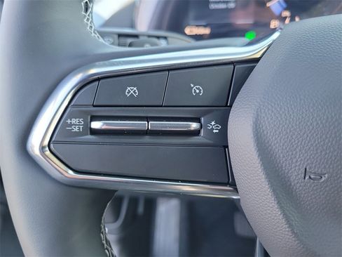 New 2026 Chevrolet Equinox EV LT image 5