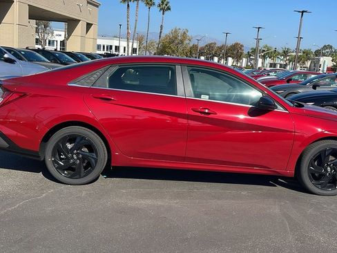 New 2026 Hyundai Elantra SEL Sport image 6