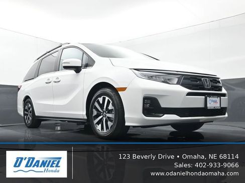 Used 2025 Honda Odyssey EX-L image 14