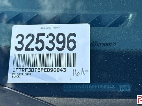 Used 2023 Ford F350 XLT image 33