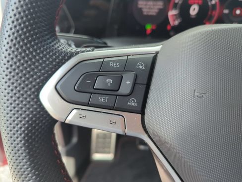 Certified 2026 Volkswagen GTI SE FWD image 22
