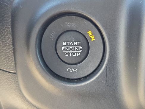 Used 2022 Jeep Gladiator Mojave w/ Trailer Tow Package image 25