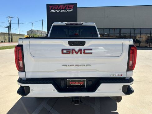 Used 2020 GMC Sierra 2500 AT4 w/ AT4 Premium Package image 8