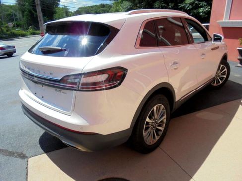 Used 2019 Lincoln Nautilus Select AWD/4WD image 19