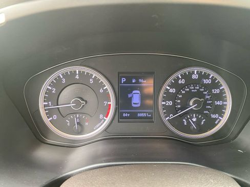 Used 2020 Hyundai Santa Fe SE FWD image 20