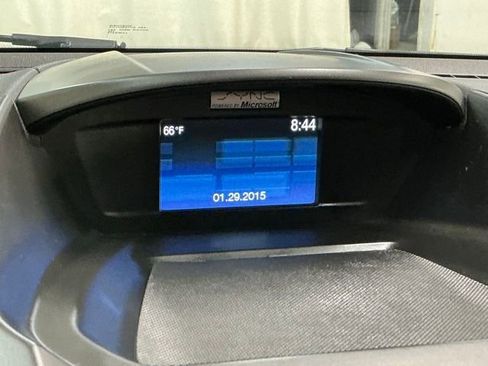 Used 2015 Ford Escape SE image 25