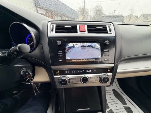 Used 2015 Subaru Outback 2.5i Premium image 5