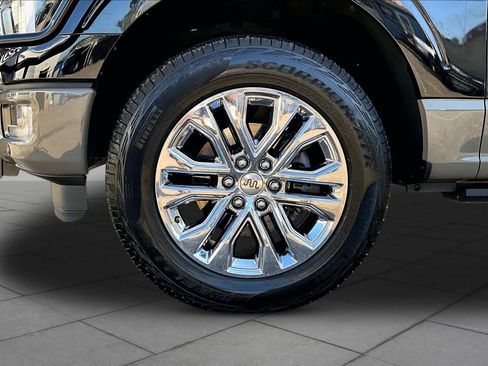 Used 2025 Ford F150 King Ranch w/ FX4 Off-Road Package AWD/4WD image 13