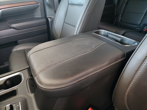Used 2023 GMC Sierra 1500 Denali w/ Technology Package AWD/4WD image 65