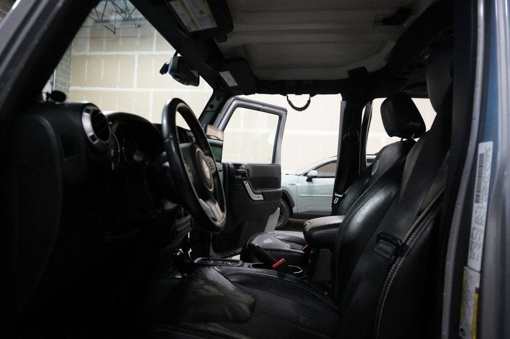 Used 2013 Jeep Wrangler Unlimited Sport AWD/4WD image 12