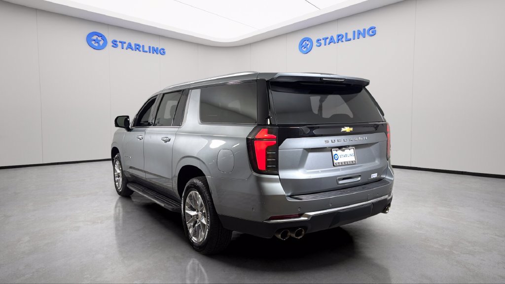 Used 2025 Chevrolet Suburban Premier RWD image 7