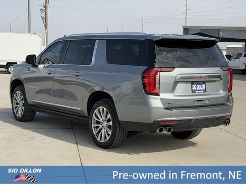 Used 2023 GMC Yukon XL Denali w/ Denali Reserve Package image 8