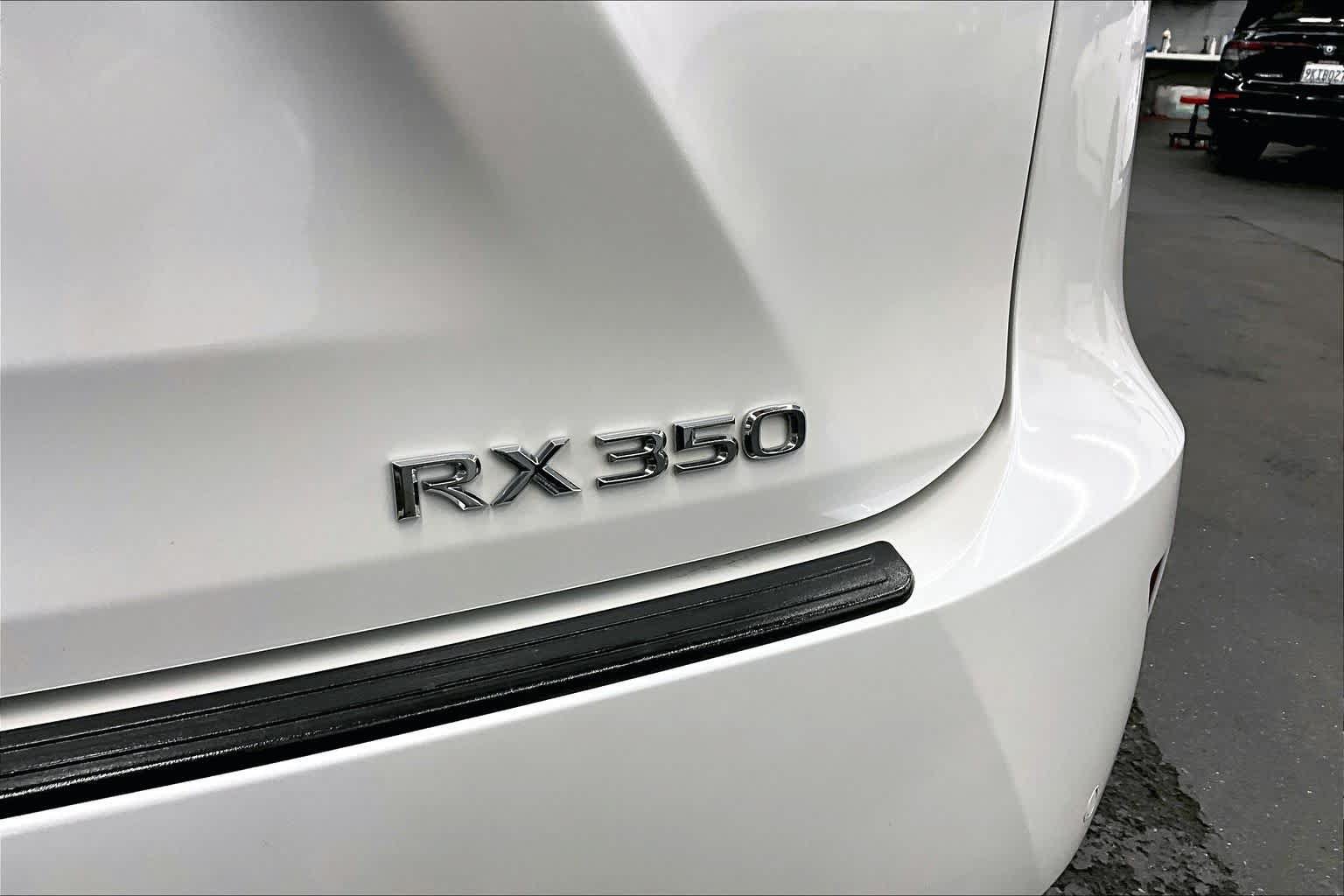 Used 2018 Lexus RX 350 FWD w/ Premium Package image 9