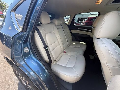 Used 2018 MAZDA CX-5 Touring w/ Preferred Equipment Package FWD image 9