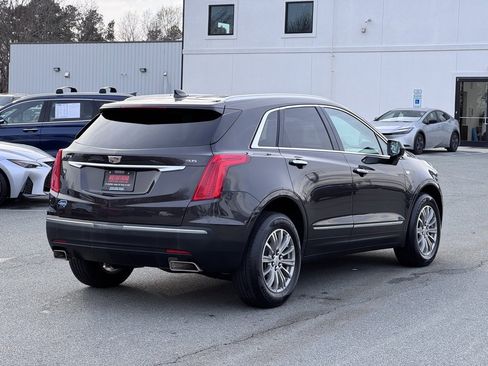 Used 2018 Cadillac XT5 Luxury w/ Driver Awareness Package image 7