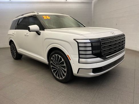 Used 2026 Hyundai Palisade Calligraphy FWD image 5