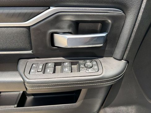 Used 2026 RAM 2500 Big Horn AWD/4WD image 15