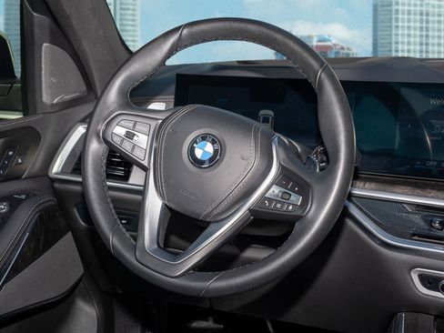 Used 2024 BMW X5 sDrive40i w/ Premium Package image 22