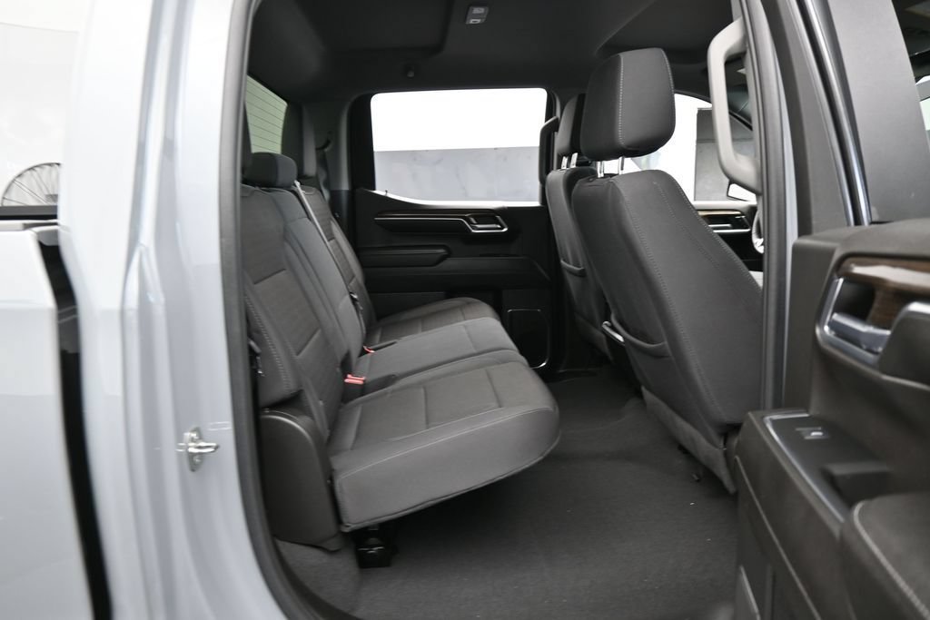 Used 2024 Chevrolet Silverado 1500 LT RWD image 36