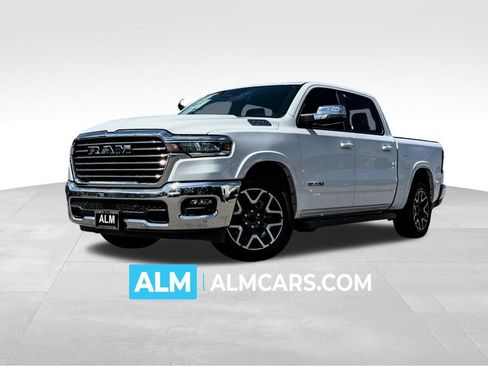 Used 2025 RAM 1500 Laramie AWD/4WD image 1