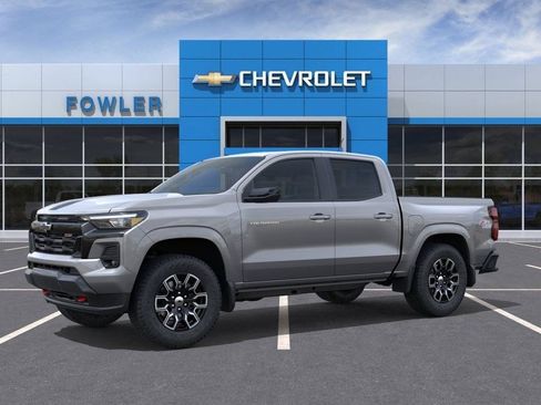 Used 2026 Chevrolet Colorado Z71 w/ Technology Package AWD/4WD image 2
