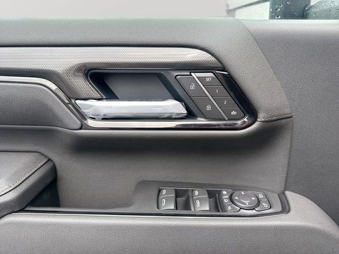 New 2026 GMC Sierra 2500 AT4 w/ AT4 Premium Plus Package AWD/4WD image 24