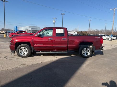 Used 2017 Chevrolet Silverado 1500 LTZ Z71 w/ LTZ Plus Package image 11