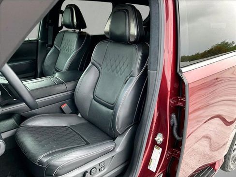 Used 2025 INFINITI QX80 Autograph image 27