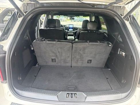 Used 2022 Ford Explorer ST w/ Equipment Group 401A AWD/4WD image 12