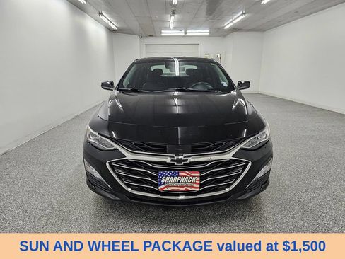 Used 2019 Chevrolet Malibu Premier w/ Sun and Wheel Package FWD image 2