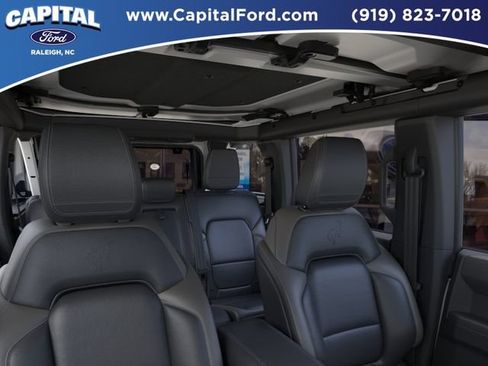 New 2026 Ford Bronco Outer Banks w/ Sasquatch Package AWD/4WD image 12