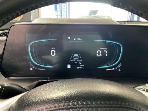 Used 2024 Kia Telluride LX AWD/4WD image 25