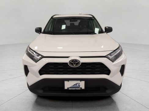 Used 2025 Toyota RAV4 LE AWD/4WD image 13