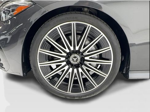 Used 2025 Mercedes-Benz CLE 300 4MATIC Coupe image 12