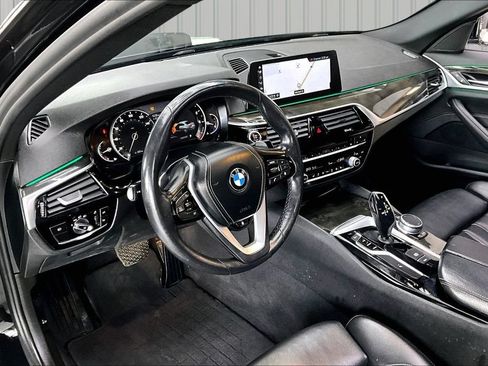 Used 2018 BMW 530i xDrive AWD/4WD image 16