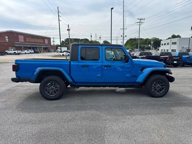 New 2026 Jeep Gladiator Sport AWD/4WD image 8