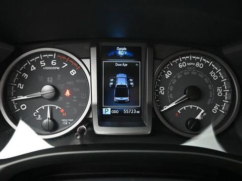 Used 2023 Toyota Tacoma TRD Off-Road w/ Black Out Package (TMS) AWD/4WD image 13
