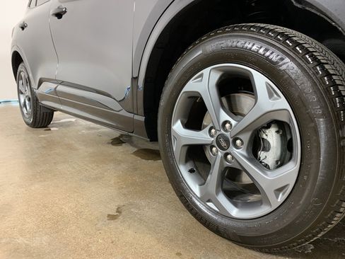 Used 2023 Ford Escape ST-Line w/ Tech Pack #1 image 6