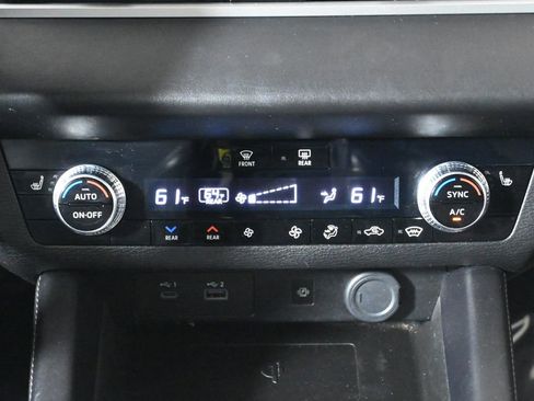 Used 2022 Mitsubishi Outlander SEL image 24