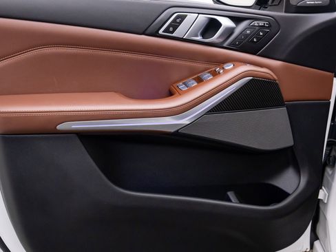 Used 2023 BMW X7 M60i w/ Executive Package image 13