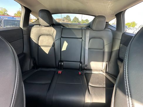 Used 2020 Tesla Model Y Long Range AWD/4WD image 16