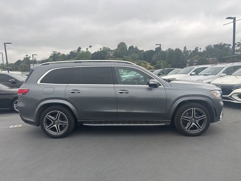 Used 2023 Mercedes-Benz GLS 450 4MATIC image 4