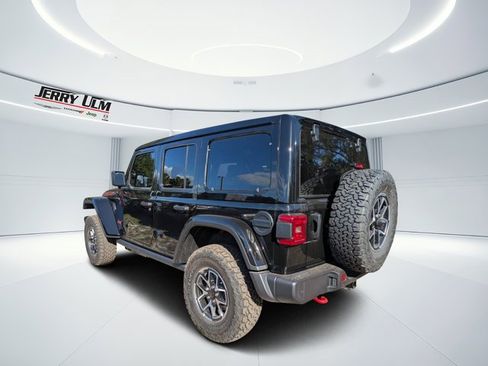 New 2026 Jeep Wrangler Unlimited Rubicon w/ Safety Group image 5